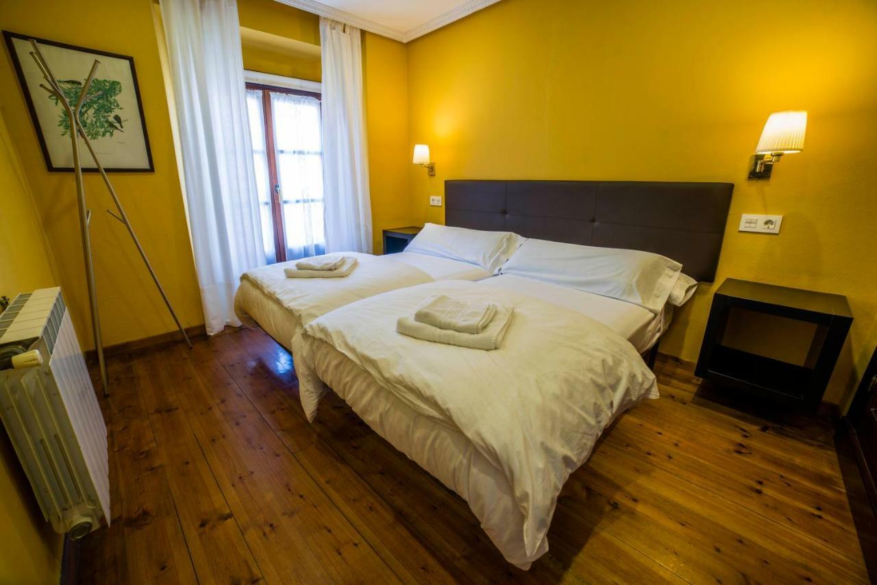 Apartamentos San Roque يانس المظهر الخارجي الصورة